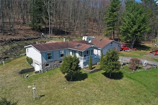 1215 Bush Hill Rd, Hancock, NY 13783
