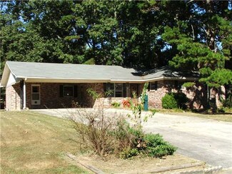 235 Rose St, Middleton, TN 38052
