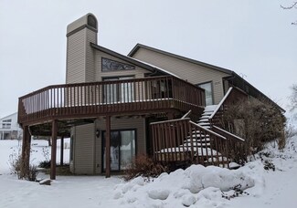 1715 Lake Summerset Rd, Davis, IL 61019