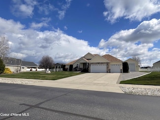 3164 N Radiant Star Rd, Post Falls, ID 83854