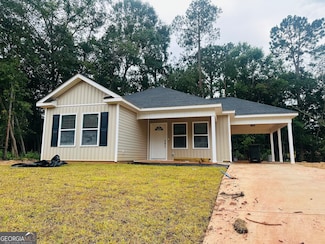 325 Peach Cir, Fort Valley, GA 31030
