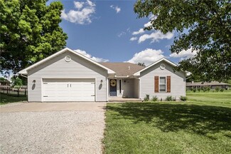 113 Elm St, Lathrop, MO 64465