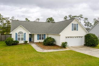121 Secretariat Dr, Havelock, NC 28532