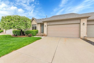 46261 Imperial Ln Unit 75, Macomb, MI 48044