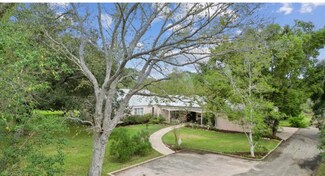 2600 Ware Dairy Rd, Friendswood, TX 77546