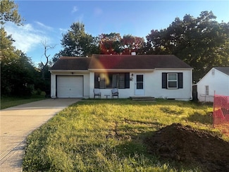 909 E 100th Terrace, Kansas City, MO 64131