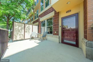 150 E Burnsville Pkwy Unit 118, Burnsville, MN 55337