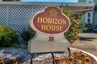 31 Island Way Unit 501, Clearwater Beach, FL 33767
