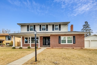 2024 E Wintergreen Ave, Mount Prospect, IL 60056
