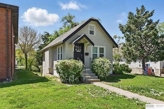 4317 Charles St, Omaha, NE 68131