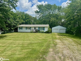 22726 Iowa 202, Moulton, IA 52572