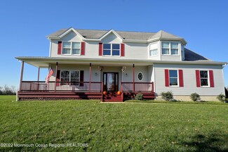 6 Mason Dr, Cream Ridge, NJ 08514