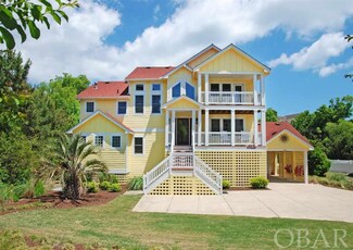 108 Four Seasons Ln, Kitty Hawk, NC 27949