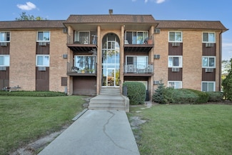 1080 Knoll Ln Unit 305, Hoffman Estates, IL 60169