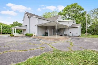 5842 Main St E, Trezevant, TN 38258