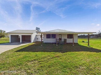 2627 Gendarme Rd, Carencro, LA 70520