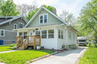 3936 10th St, Des Moines, IA 50313