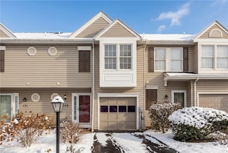 129 Westbrooke Ln, Coraopolis, PA 15108