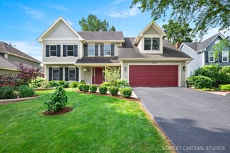 2206 Embden Ln, Wheaton, IL 60189