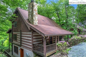 380 Devils Lake Dr, Seven Devils, NC 28604