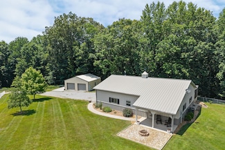 9656 Francis Ferry Rd, Rock Island, TN 38581