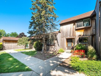2015 Pauline Ct Unit 46, Ann Arbor, MI 48103