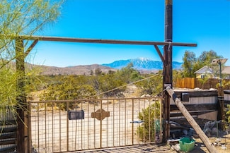 51000 Canyon Rd, Morongo Valley, CA 92256