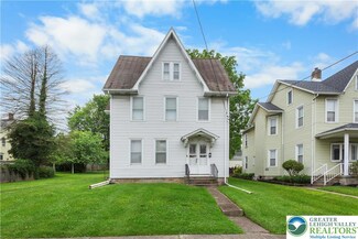 170 S Whitfield St, Nazareth, PA 18064