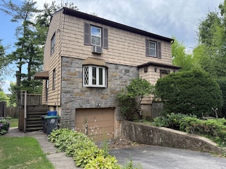 6 Hillside Ave, Pelham, NY 10803