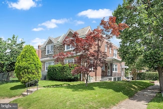 831 Fanshawe St, Philadelphia, PA 19111