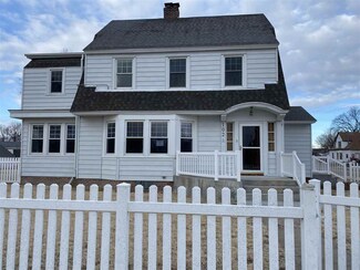 102 S Vennum St, Palisade, NE 69040