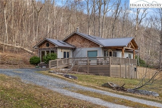 87 Cabin Cove Ln, Banner Elk, NC 28604