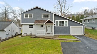 11 Orchard Ave, Owego, NY 13827