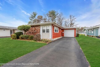 3 Browning Ct, Brick, NJ 08724