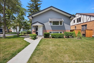 140 W Adams St, Villa Park, IL 60181