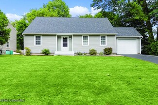 126 Jefferson Rd, Glenmont, NY 12077