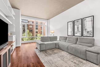 70 Little St W Unit 4 G, New York City, NY 10280