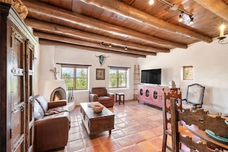 100 Three Rock Rd, Santa Fe, NM 87506