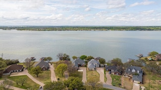 3917 Buena Vista Cir, Granbury, TX 76049