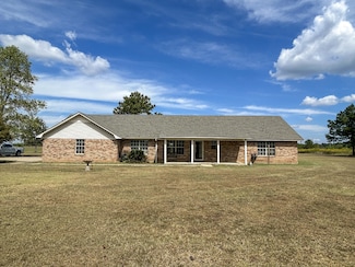 121 Old Progress Rd, Hattiesburg, MS 39401