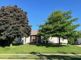 811 S Park Dr, Raymore, MO 64083