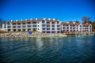 100 Michigan Ave Unit 359, Charlevoix, MI 49720