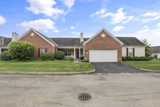6025 Naughten Pond Dr, Columbus, OH 43213