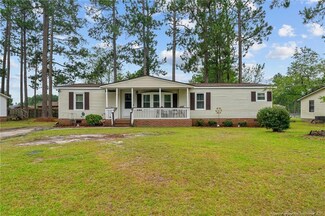 6481 Overhills Rd, Spring Lake, NC 28390