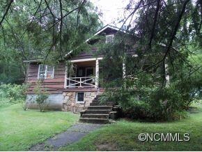 359 Paint Fork Rd, Barnardsville, NC 28709