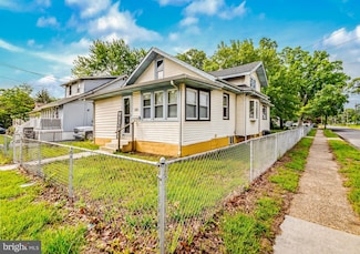 1200 Hessian Ave, National Park, NJ 08063