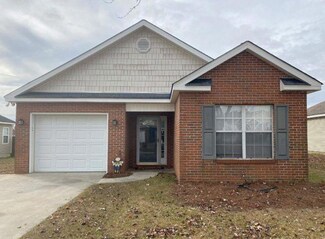 230 Stirling Bridge Dr, Warner Robins, GA 31088