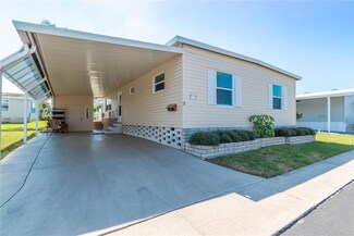 3 Thatch Palm St W, Largo, FL 33770