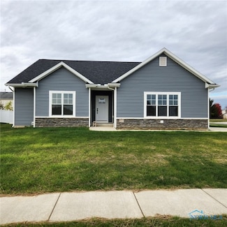 9222 Hiegel Dr, Findlay, OH 45840