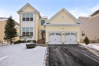 140 Campbell Ct, Shrewsbury, NJ 07702